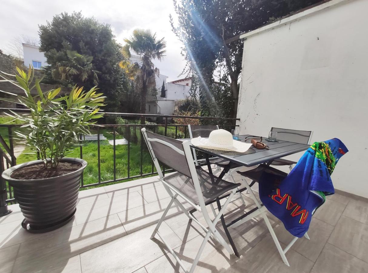 Charmant T2 Proche Plage Avec Terrasse Privative Royan Luaran gambar